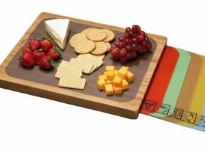 bamboo cutting board with replacable mats 