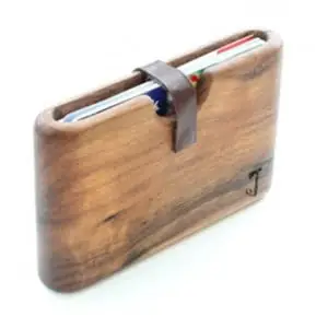 minimalist wood wallet by Slim Timber
