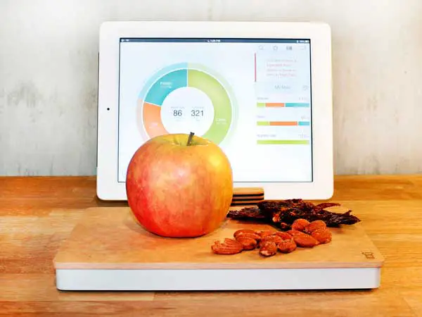 Prep Pad smart kitchen scale that provides insight in nutritional value of ingredients