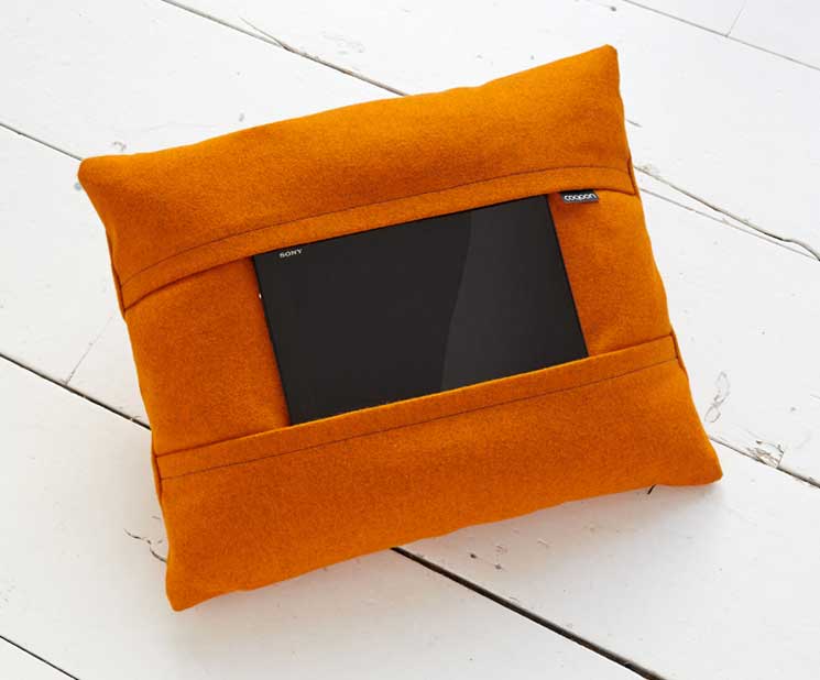 Coqoon tablet pillow
