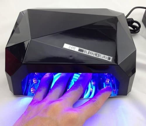 UV nail dryer