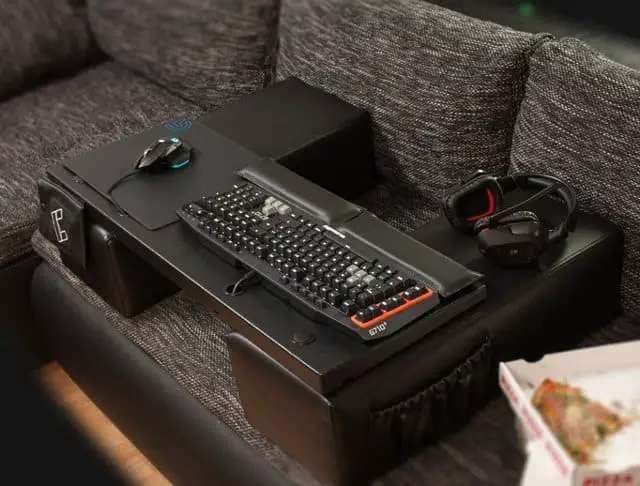 perfect-couch-pc-gaming-setup.jpg