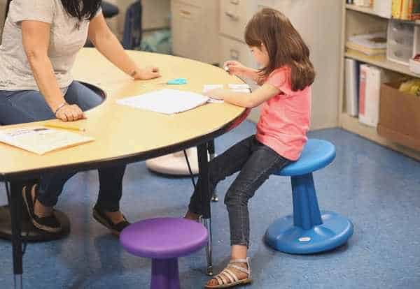 ergonomic active sitting desk stool for kids